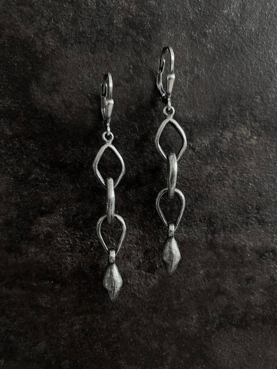 Teardrop Dangle