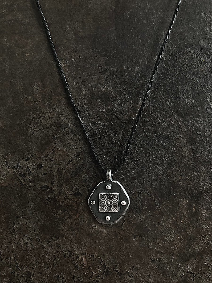 Arabesque Silver Nugget