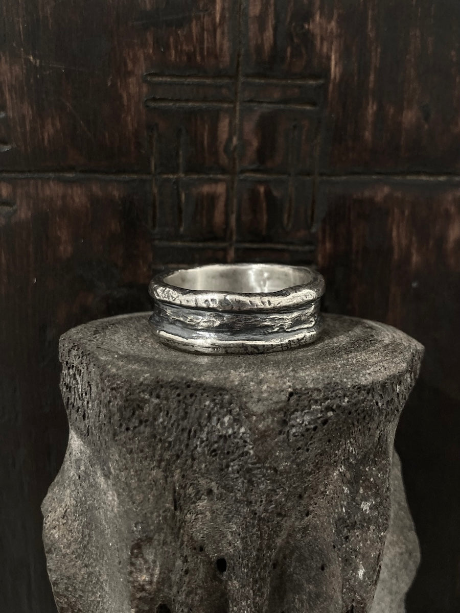 Double Ridge Ring