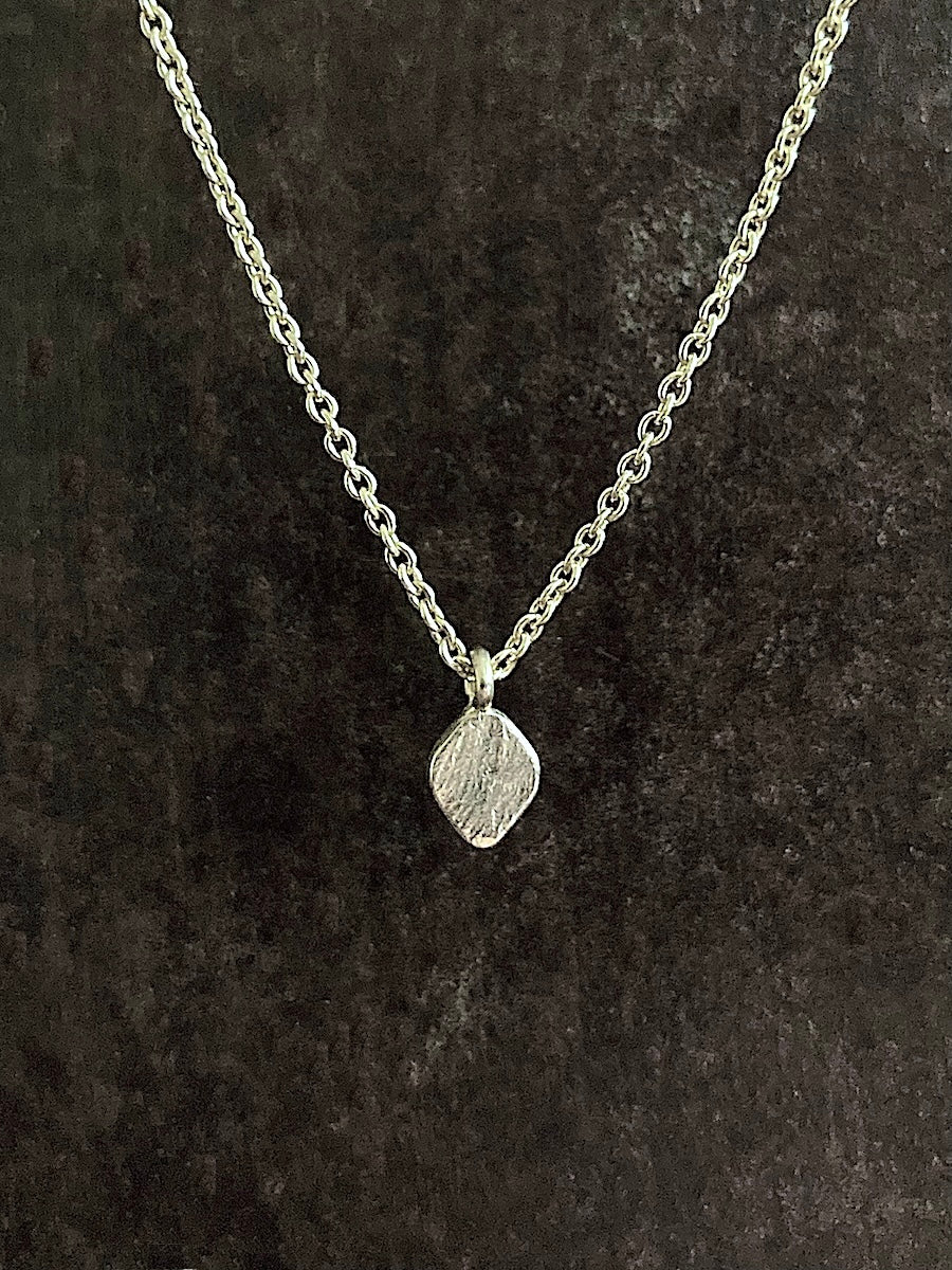 Natural Diamond Pendant 14k