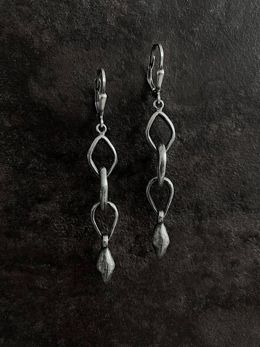 Teardrop Dangle
