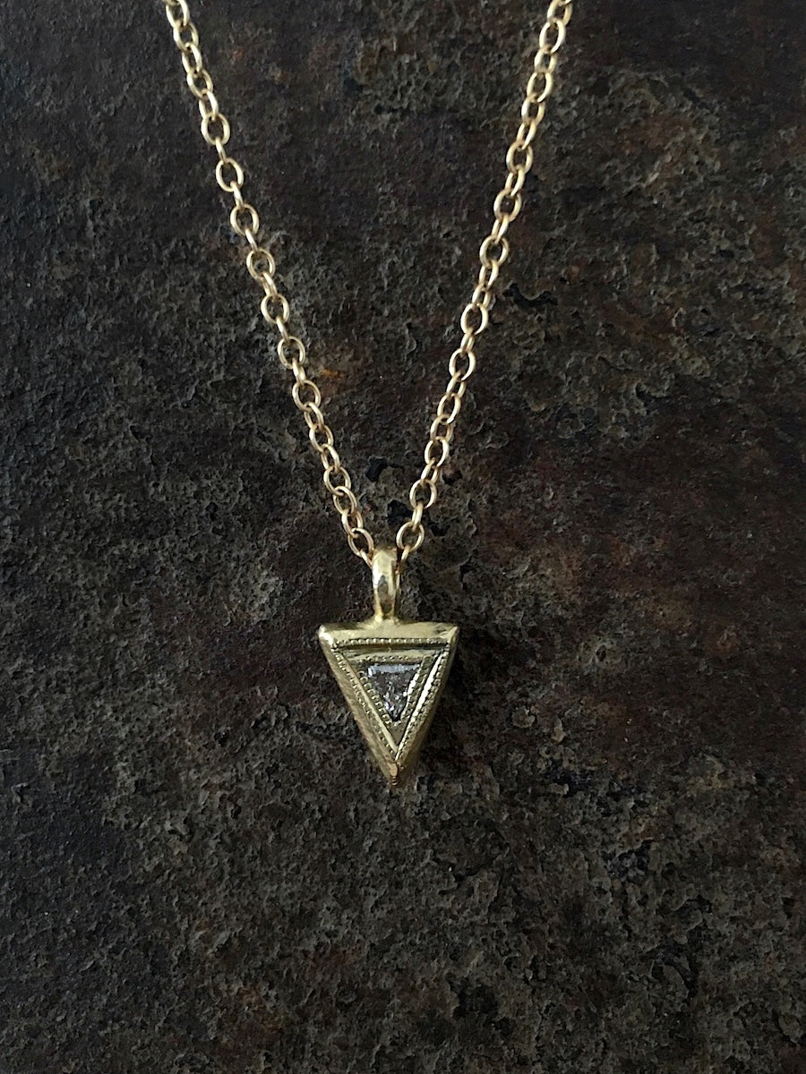 Tri Diamond Pendant Gold