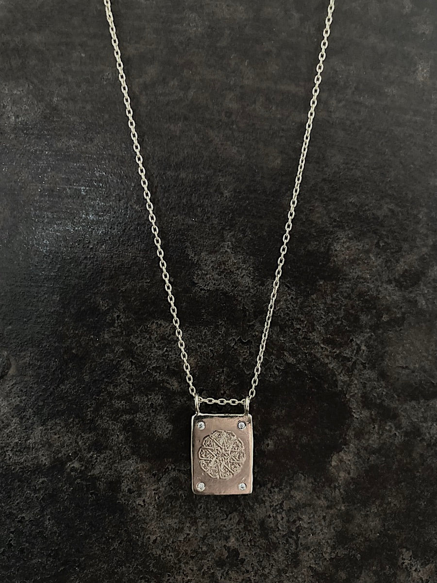 Arabesque Diamond Pendant 14k