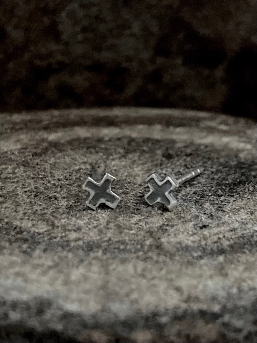 Micro X Studs Silver