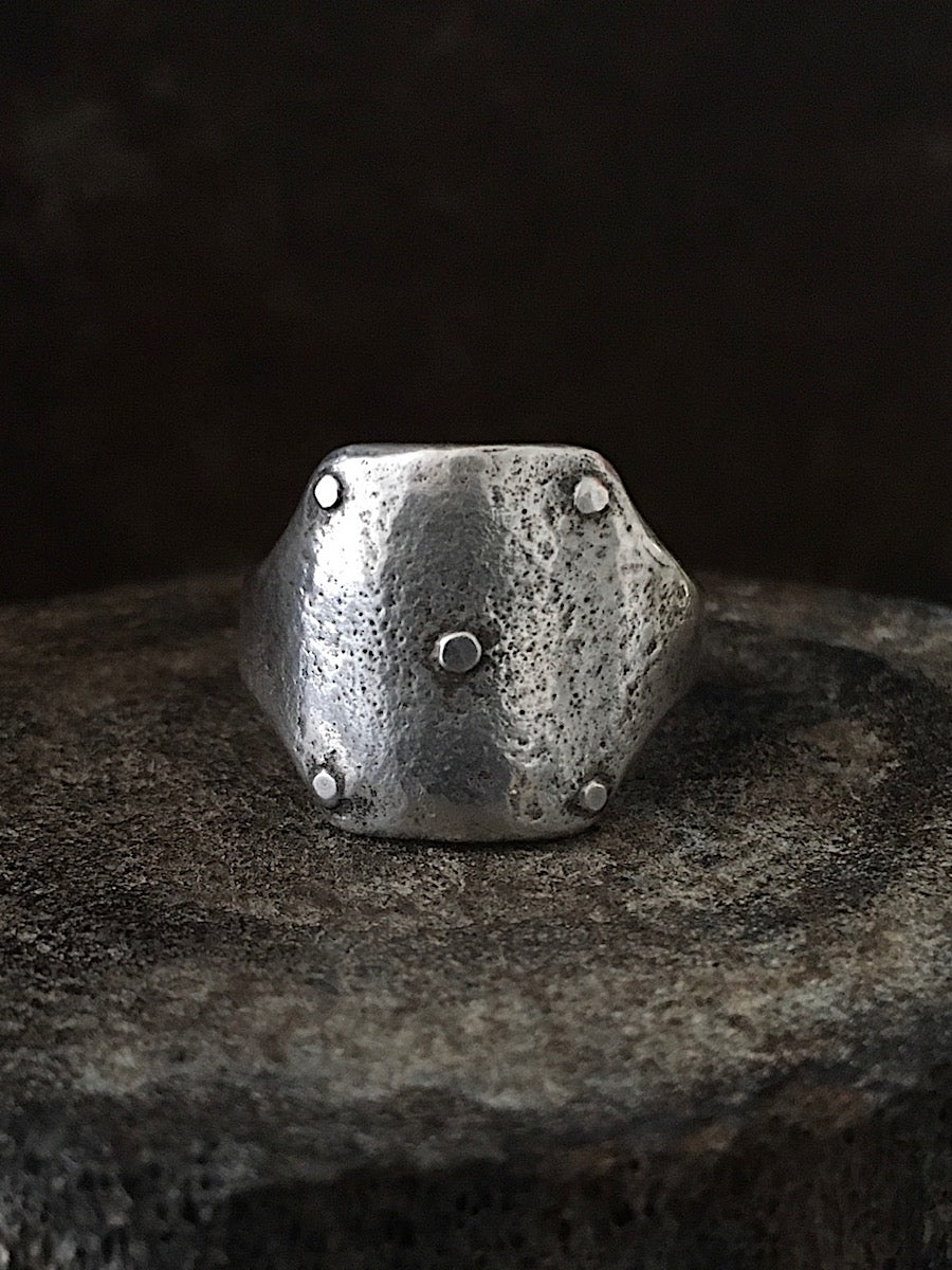Rivet Ring