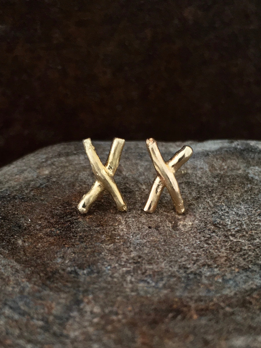 Curvy X Studs 14k Gold